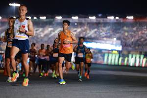 BIB: 200, 20730, 27584
                            <button type="button" onclick="openModal(22882792)" class="btn btn-primary btn-sm float-right btn-popup" data-toggle="modal" data-target=".modal-high-quality">
                        <i class="fas fa-shopping-cart"></i> Add to Cart
                    </button>
                                            <button type="button" onclick="isThisMe(22882792, true)" class="btn btn-success btn-sm float-right btn-popup btn-isme hidden" data-toggle="tooltip" data-placement="bottom" title="นี่คือรูปของคุณใช่ไหม คลิกที่นี่เพื่อเอาเข้าอัลบั้ม">
                        <i class="fas fa-plus"></i> Add to album
                    </button>
                    <button type="button" onclick="isThisMe(22882792, false)" class="btn btn-warning btn-sm float-right btn-popup btn-isnotme hidden">
                        <i class="fas fa-ban"></i> Remove from album
                    </button>